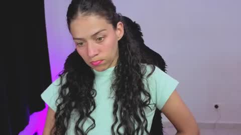daniela_rivasthl online show from 07/16/26, 05:57