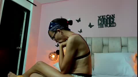 lorena online show from 12/29/24, 02:38