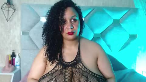 Snapshot of danielaa_a chatting on 04/19/26, 11:40 Daniela online show from 04/19/26, 11:40
