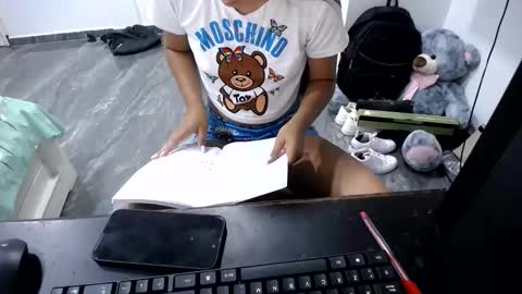 danielaa_foxx online show from 06/08/26, 03:34