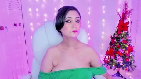 Daniela online show from 12/22/24, 06:28