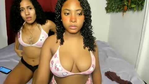 Snapshot of danielahot_69 chatting on 02/25/26, 02:48 danielahot_69 online show from 02/25/26, 02:48