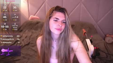 danielareign online show from 04/29/26, 05:30