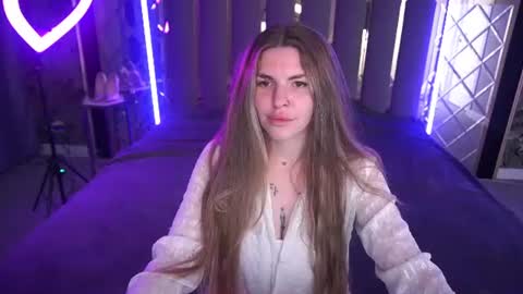danielareign online show from 06/13/26, 12:36