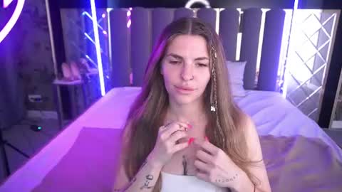 danielareign online show from 06/16/26, 12:41