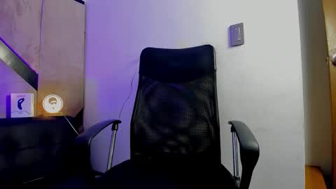 DANIEL online show from 09/20/25, 07:09