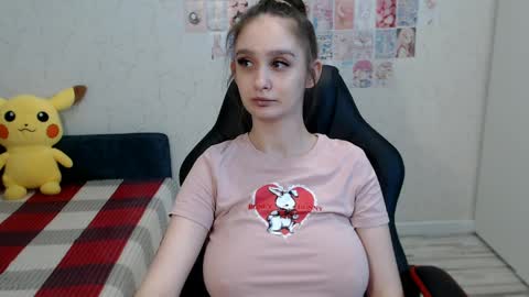 Snapshot of daniella_martin chatting on 04/03/26, 12:41 Daniella Martin online show from 04/03/26, 12:41