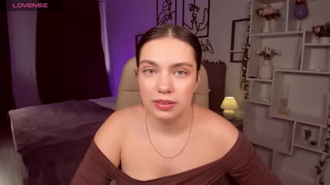 Daniella online show from 09/16/25, 10:16