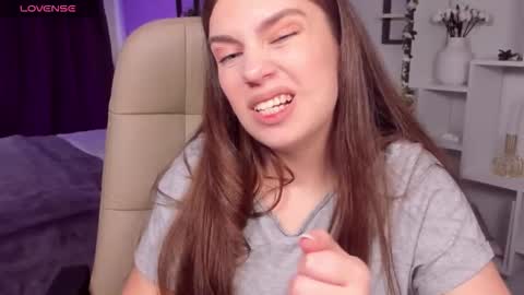 Snapshot of daniellasweet20 chatting on 09/26/25, 10:41 Daniella online show from 09/26/25, 10:41