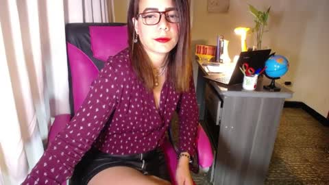 Angie online show from 04/04/26, 04:04