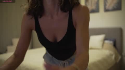 Danielle online show from 09/21/25, 09:27