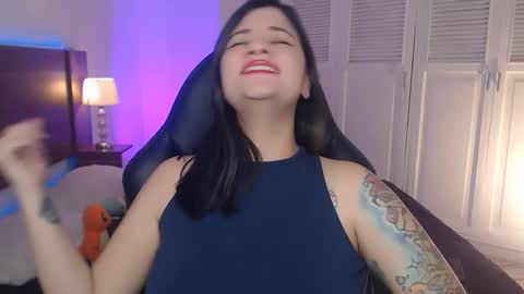 daniellerain online show from 12/14/25, 08:24