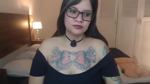 daniellerain online show from 06/01/26, 09:00
