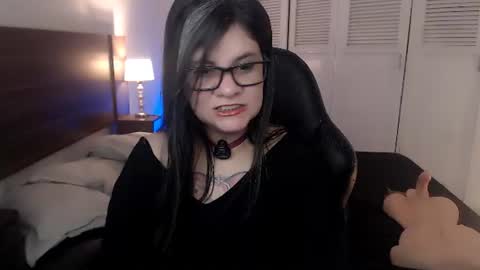 daniellerain online show from 06/14/26, 02:24