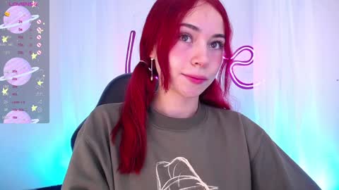 Snapshot of daniellerose_ chatting on 12/12/24, 10:20 Danielle Rose online show from 12/12/24, 10:20