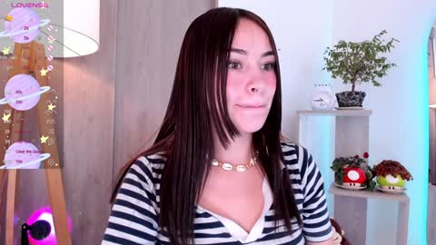 Snapshot of daniellerose_ chatting on 02/04/25, 08:17 Danielle Rose online show from 02/04/25, 08:17