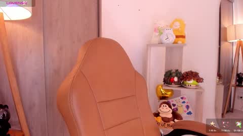 Snapshot of daniellerose_ chatting on 09/12/25, 09:04 Danielle Rose online show from 09/12/25, 09:04