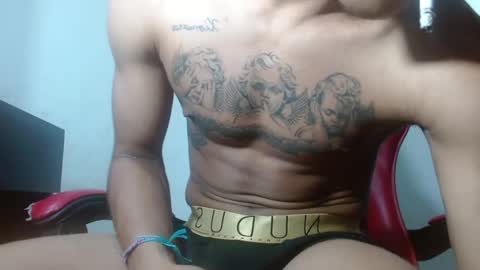 Snapshot of daniels6959 chatting on 12/20/24, 01:47 JUAN online show from 12/20/24, 01:47