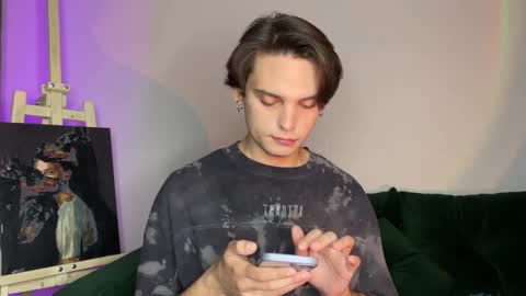 Snapshot of danieltuckerr chatting on 09/29/25, 04:34 danieltuckerr online show from 09/29/25, 04:34
