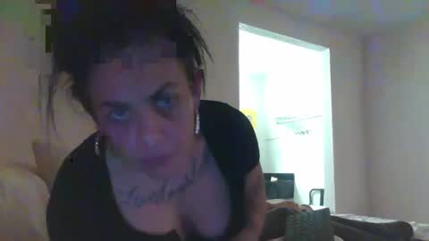 DaniLove online show from 02/13/25, 12:00