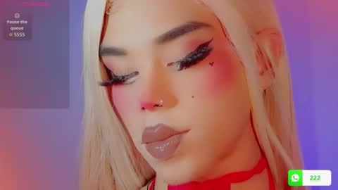 Snapshot of daniilee_ chatting on 12/13/25, 08:36 DANNI LEE online show from 12/13/25, 08:36