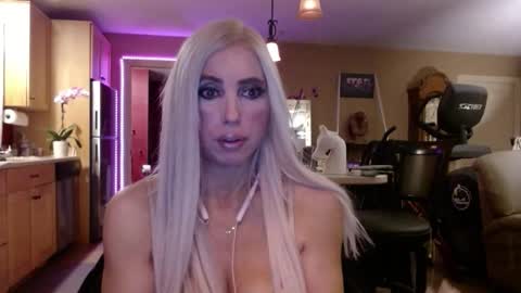 DanikaWhite69 online show from 11/22/25, 11:31