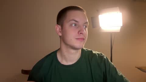 Snapshot of danila_trezzini chatting on 11/17/25, 01:11 danila online show from 11/17/25, 01:11