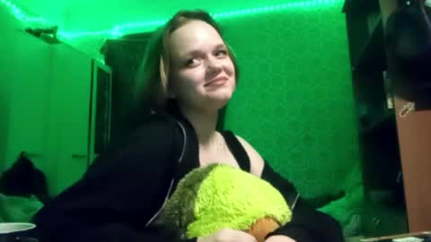 Snapshot of danillelazzaro chatting on 06/03/26, 02:33 Adell online show from 06/03/26, 02:33