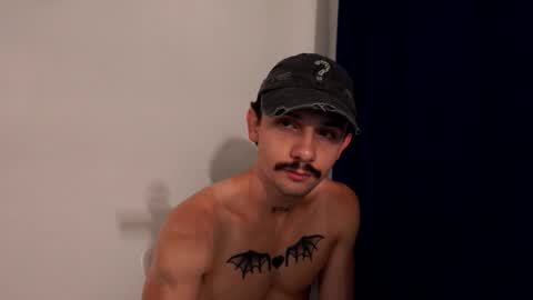 Snapshot of danilorenz0 chatting on 06/08/26, 01:28 Dani Lorenzo online show from 06/08/26, 01:28