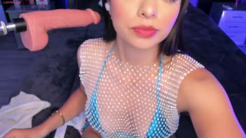 Dani Phonenix online show from 12/05/24, 08:33