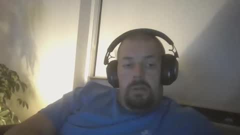 Snapshot of danishman1980 chatting on 10/13/25, 10:43 danishman1980 online show from 10/13/25, 10:43