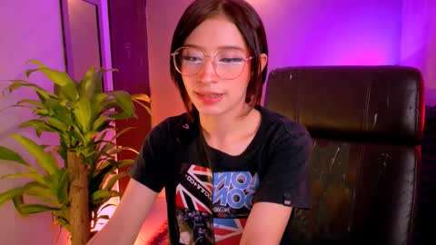 Snapshot of danita_veelz chatting on 03/02/26, 08:32 danita_veelz online show from 03/02/26, 08:32
