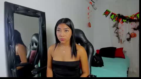 danka_smith online show from 10/09/25, 01:20