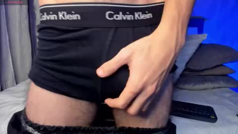 Dan Maxwell online show from 10/16/25, 03:40