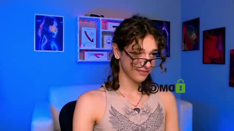 Snapshot of dann_foxy chatting on 10/10/25, 09:08 dann foxy online show from 10/10/25, 09:08