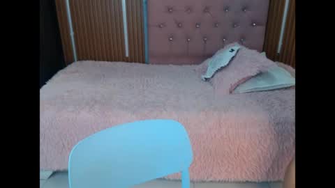 Danniela y Victoria online show from 06/06/26, 08:02