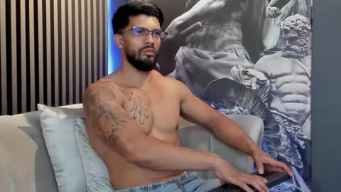 Snapshot of dann_saenz chatting on 01/05/25, 02:27 Dann saenz online show from 01/05/25, 02:27