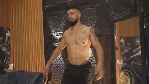 Snapshot of dann_saenz chatting on 10/12/25, 03:22 Dann saenz online show from 10/12/25, 03:22