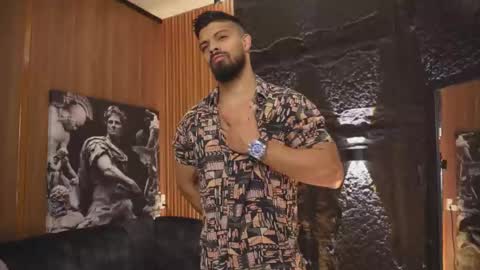 Snapshot of dann_saenz chatting on 10/16/25, 11:33 Dann saenz online show from 10/16/25, 11:33