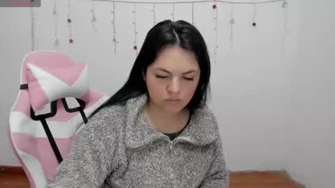 danna online show from 12/08/24, 01:14