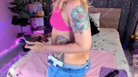 Dannacastle online show from 12/27/24, 11:06
