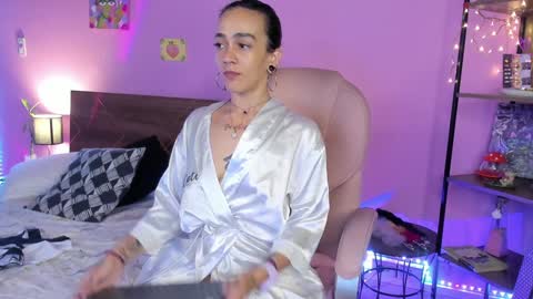 Dannacastle online show from 02/05/25, 08:00