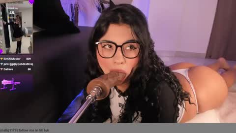 danna_adams1 online show from 05/22/26, 06:46