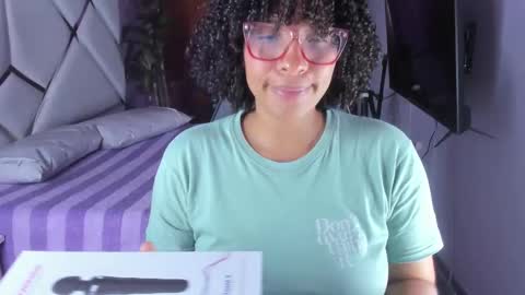 Snapshot of danna_berry chatting on 10/10/25, 06:07 DannaBerry online show from 10/10/25, 06:07