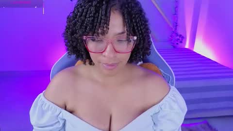 Snapshot of danna_berry chatting on 10/20/25, 09:15 DannaBerry online show from 10/20/25, 09:15