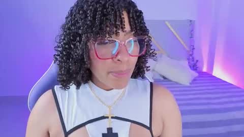 Snapshot of danna_berry chatting on 10/27/25, 04:11 DannaBerry online show from 10/27/25, 04:11