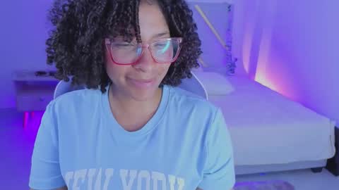 Snapshot of danna_berry chatting on 10/29/25, 04:09 DannaBerry online show from 10/29/25, 04:09