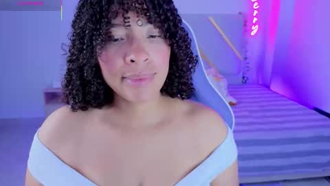 Snapshot of danna_berry chatting on 11/17/25, 03:07 DannaBerry online show from 11/17/25, 03:07