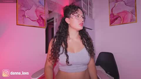 Snapshot of danna_lovs chatting on 09/26/25, 06:23 Danna Lovs online show from 09/26/25, 06:23