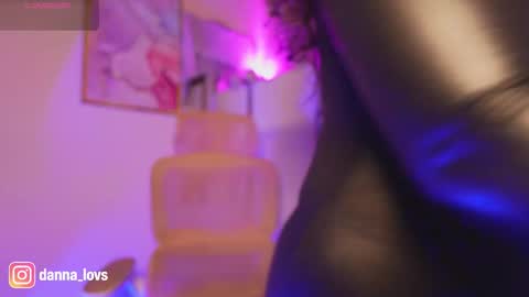 Snapshot of danna_lovs chatting on 10/03/25, 05:21 Danna Lovs online show from 10/03/25, 05:21